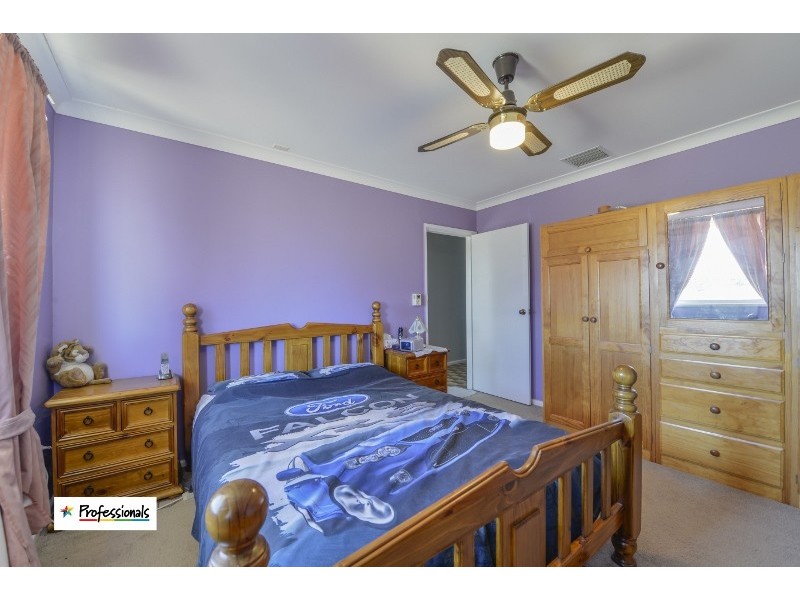 11 Campbell Road, Calala NSW 2340