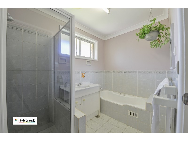 11 Campbell Road, Calala NSW 2340