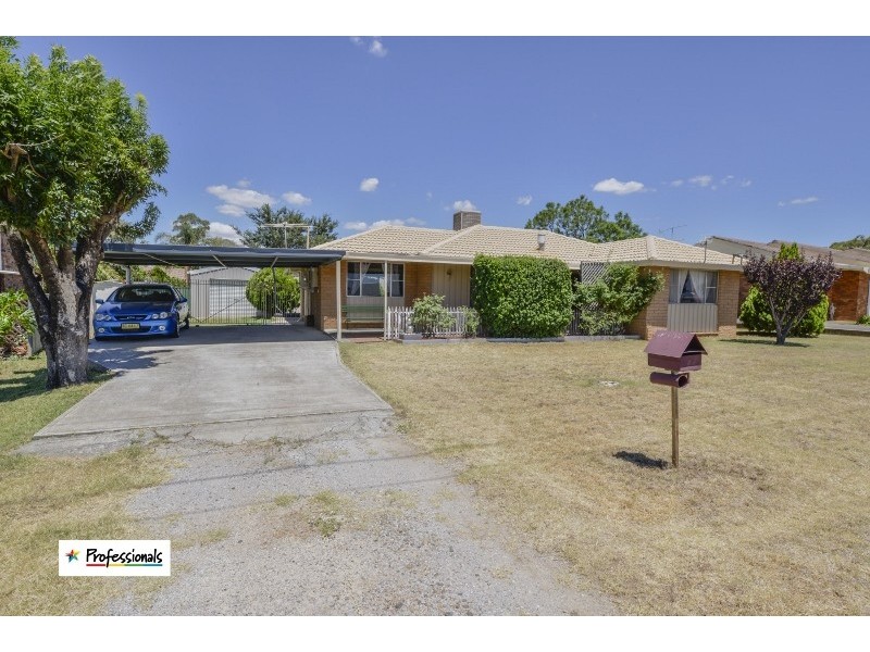 11 Campbell Road, Calala NSW 2340