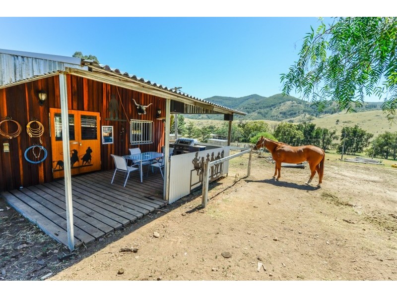 844 Duncan’s Creek Road, Woolomin NSW 2340