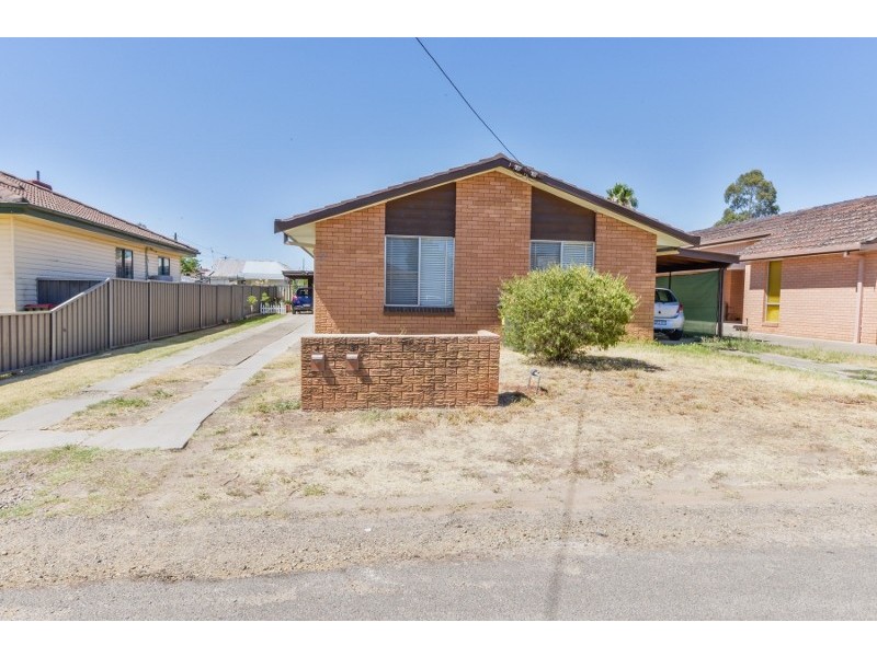 Unit 1, 5 May Lane, Tamworth NSW 2340