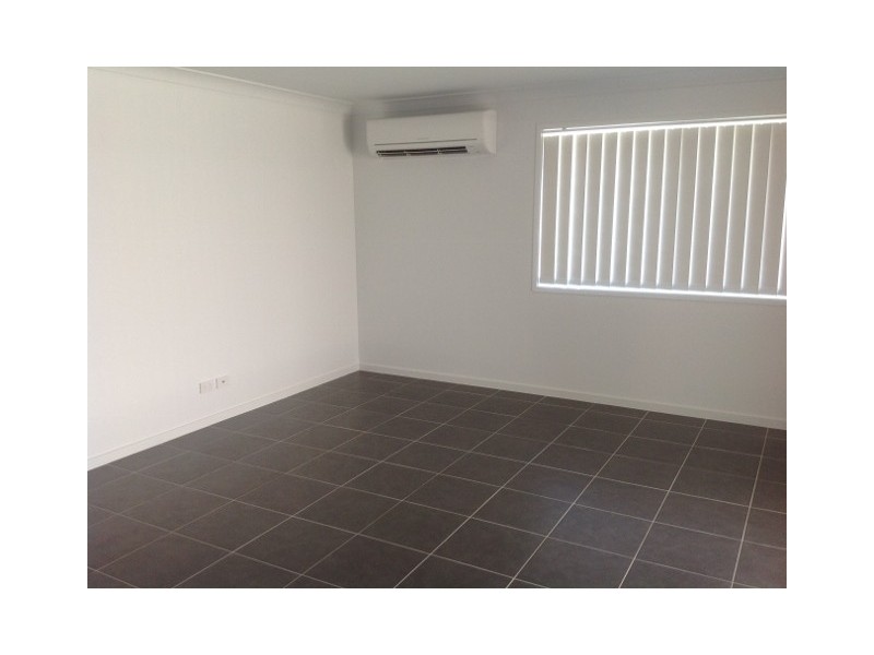 2/9 Kaputar Close, Tamworth NSW 2340