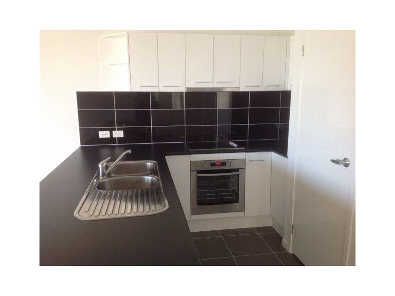 1/9 Kaputar Close, Tamworth NSW 2340