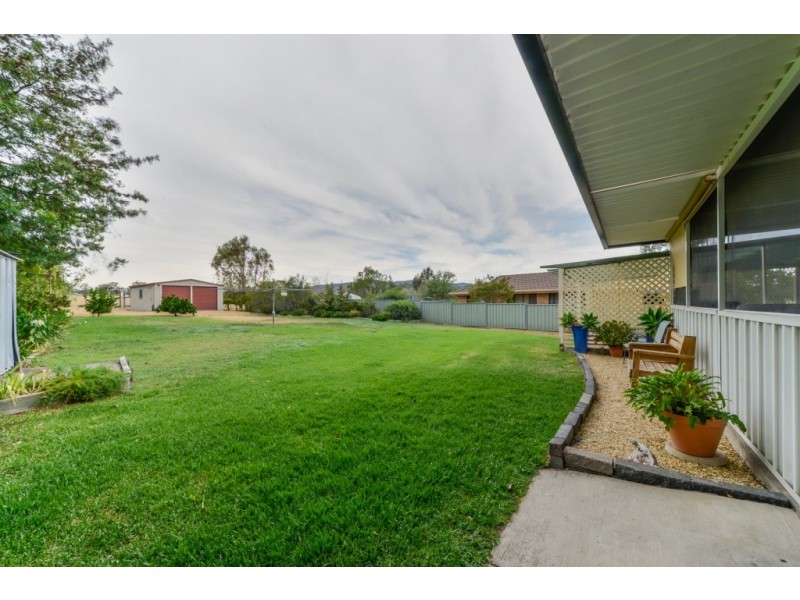 28 Dorothy Avenue, Kootingal NSW 2352