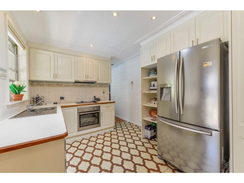 6 Bushland Avenue, East Tamworth NSW 2340