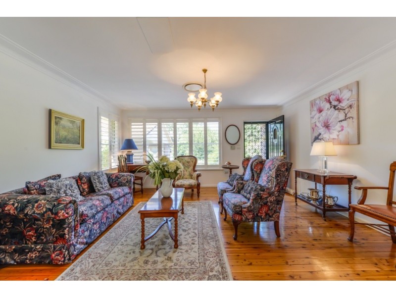 6 Bushland Avenue, East Tamworth NSW 2340