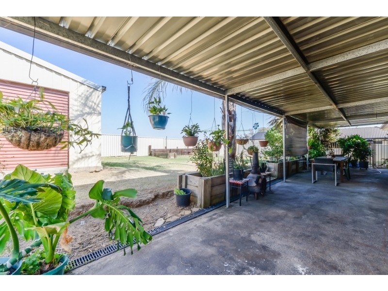 27 Warburton Drive, Tamworth NSW 2340