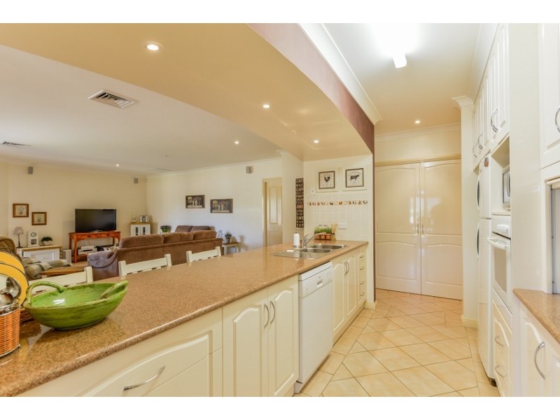 17 Catherine Way, Tamworth NSW 2340