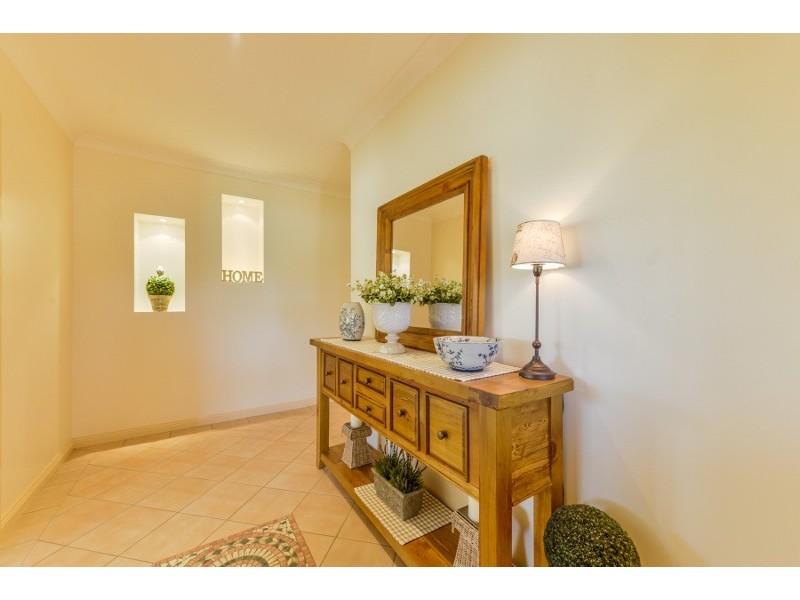 17 Catherine Way, Tamworth NSW 2340