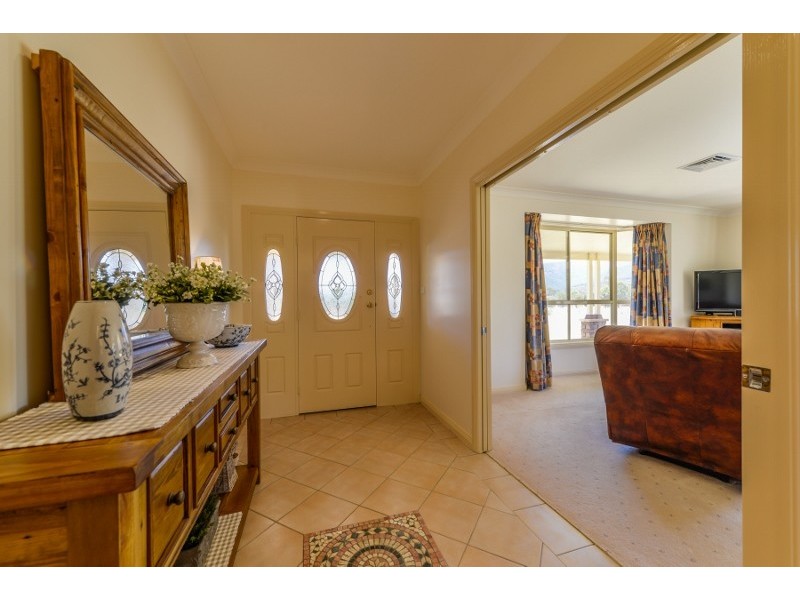17 Catherine Way, Tamworth NSW 2340