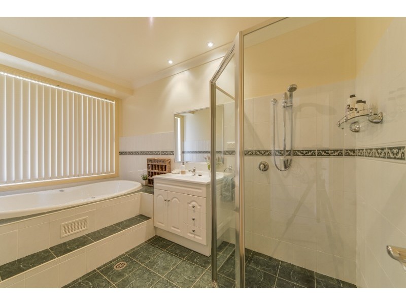 17 Catherine Way, Tamworth NSW 2340