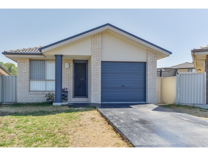 7 Sippel Close, Tamworth NSW 2340