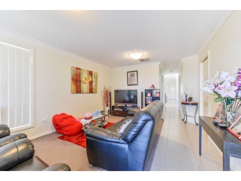 7 Sippel Close, Tamworth NSW 2340