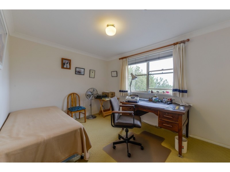9 Shrewsbury Avenue, East Tamworth NSW 2340