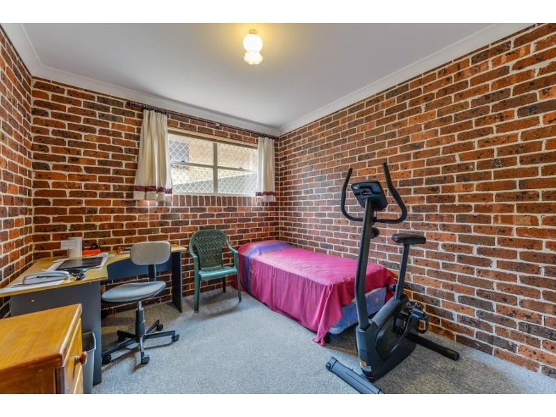 9 Shrewsbury Avenue, East Tamworth NSW 2340