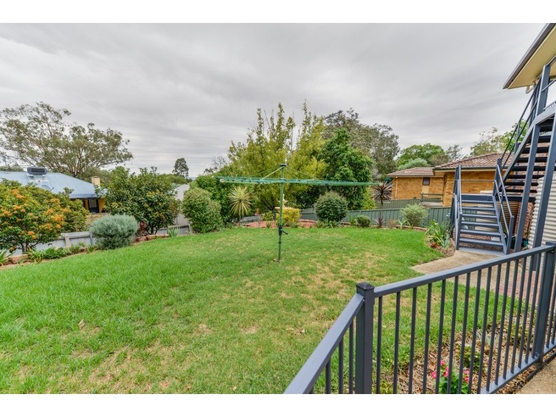 9 Shrewsbury Avenue, East Tamworth NSW 2340