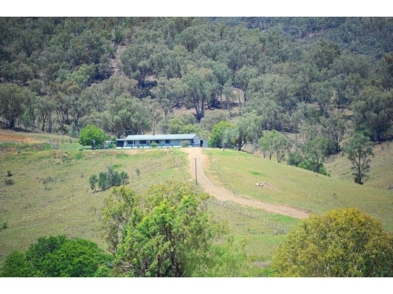 394 Dungowan Creek Road, Dungowan NSW 2340