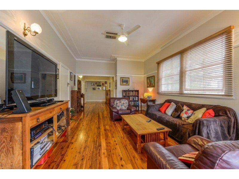 East Tamworth NSW 2340