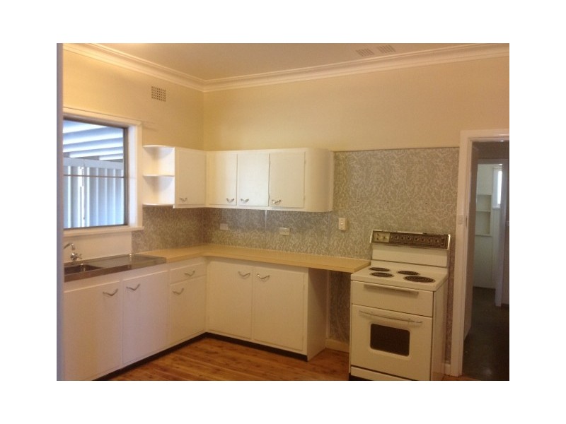 30 Diane Street, Tamworth NSW 2340