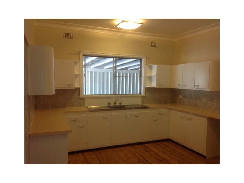 30 Diane Street, Tamworth NSW 2340