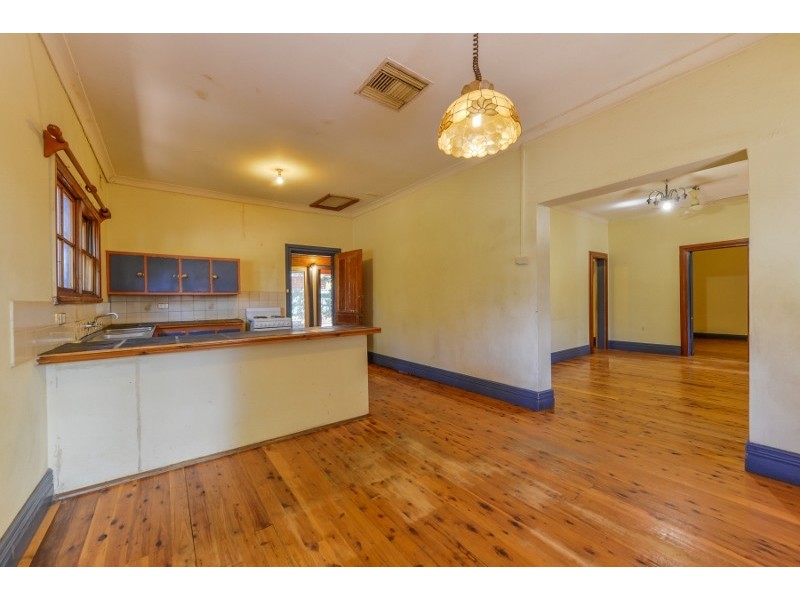 39 Bourke Street, East Tamworth NSW 2340