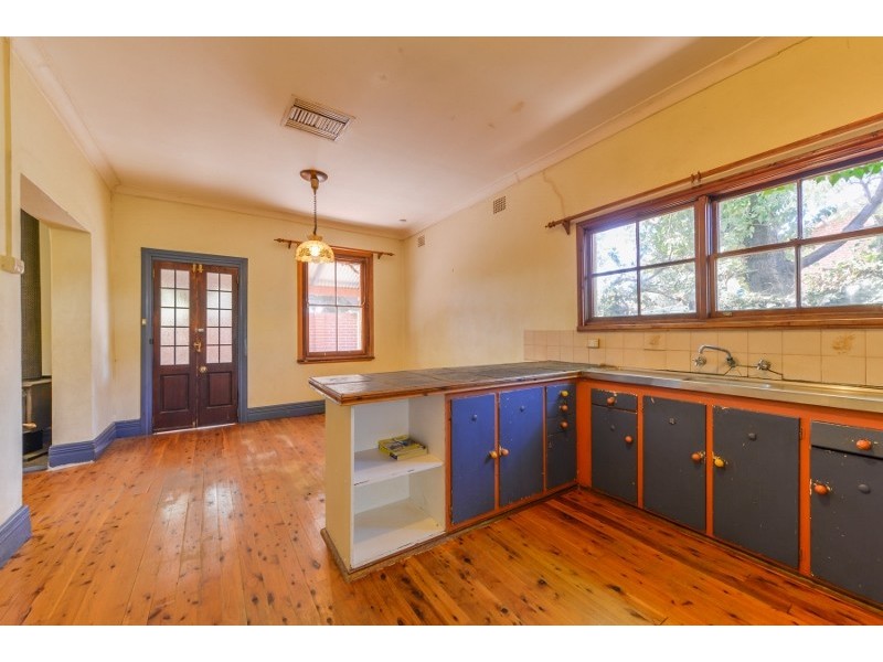 39 Bourke Street, East Tamworth NSW 2340