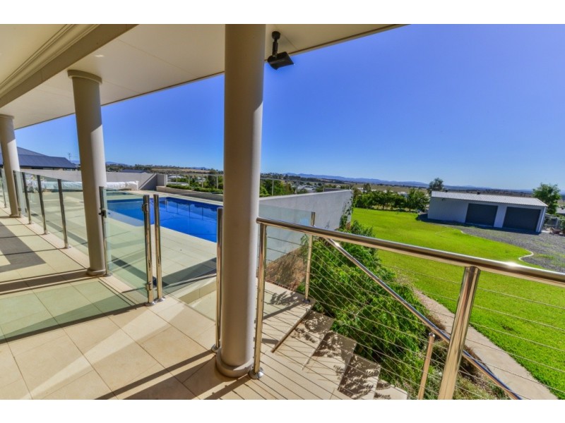21 Barakula Drive, Tamworth NSW 2340