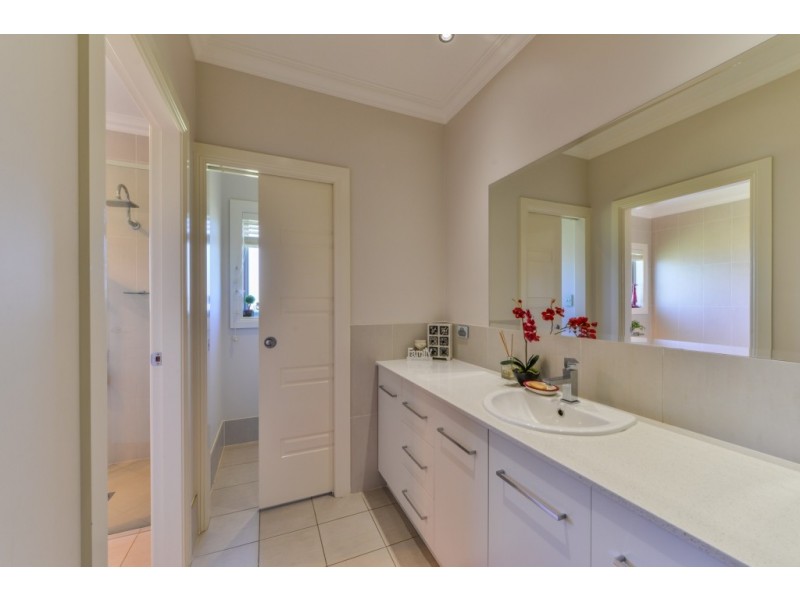 21 Barakula Drive, Tamworth NSW 2340