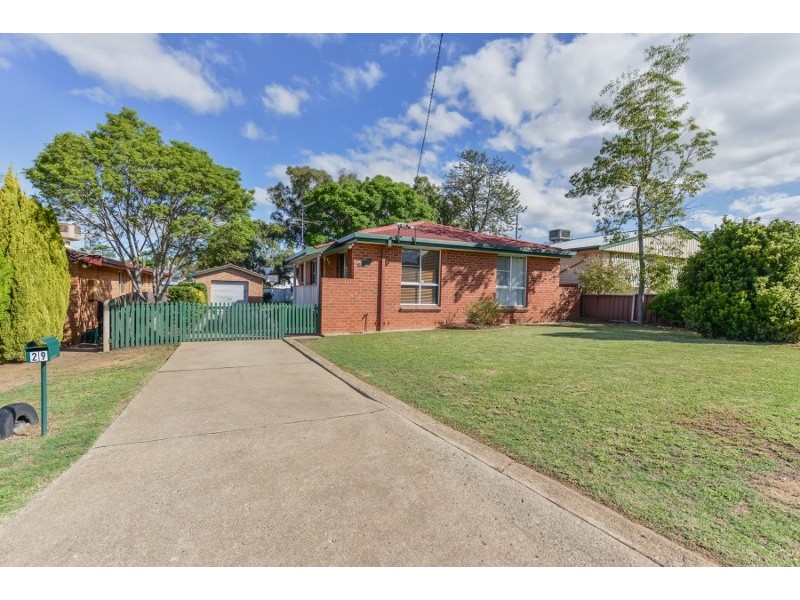 29 Warren Street, Tamworth NSW 2340