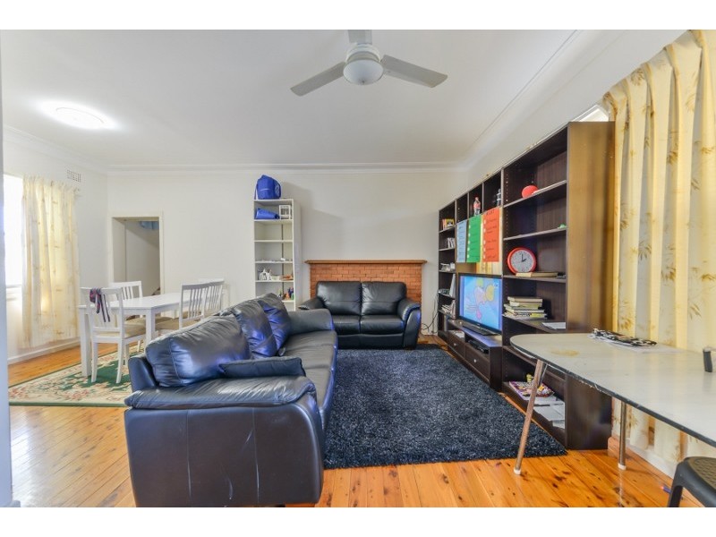 28 Churchill Street, Tamworth NSW 2340