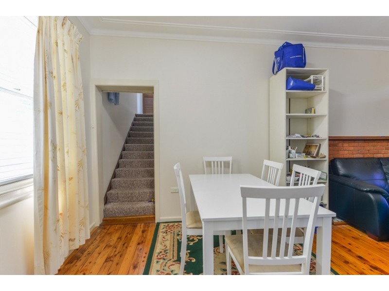 28 Churchill Street, Tamworth NSW 2340