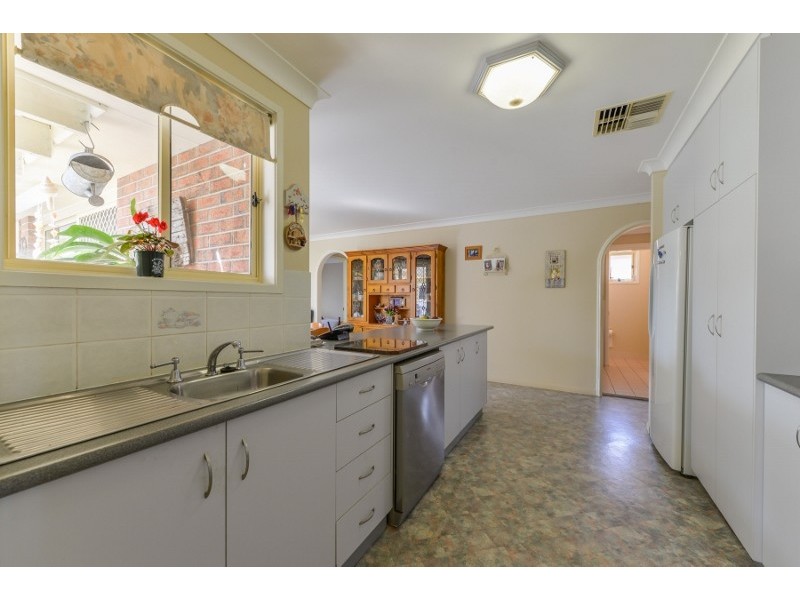 65 Morilla Street, Tamworth NSW 2340