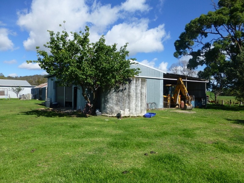 2113 Watsons Creek Road, Watsons Creek NSW 2355