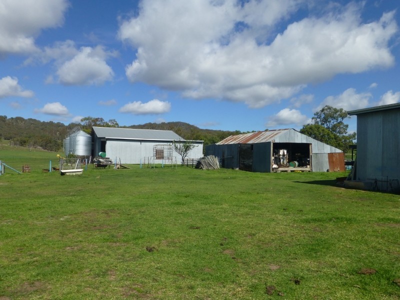 2113 Watsons Creek Road, Watsons Creek NSW 2355