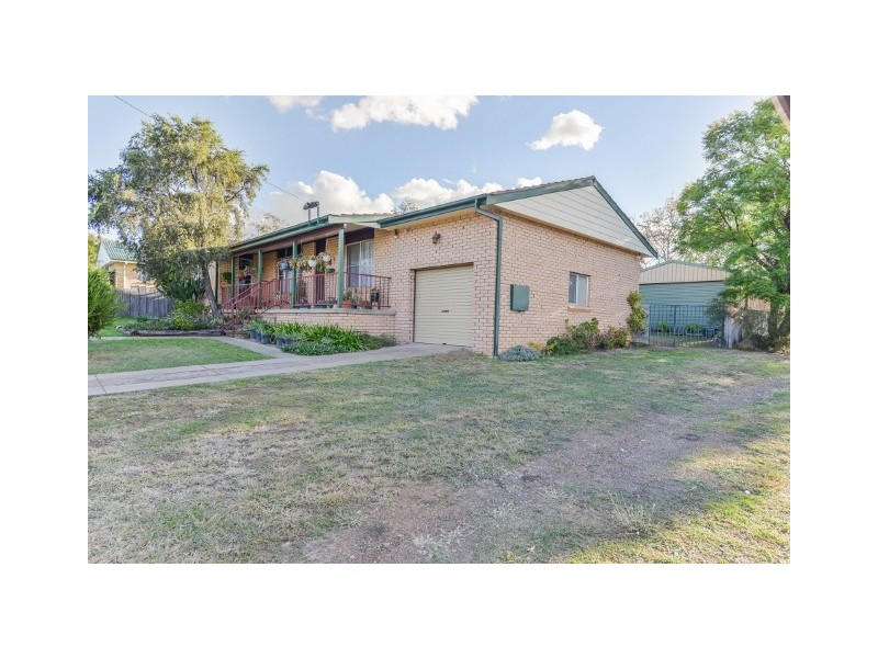 85 Harrier Parade, Tamworth NSW 2340