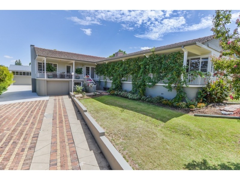 80 Hill Street, Tamworth NSW 2340