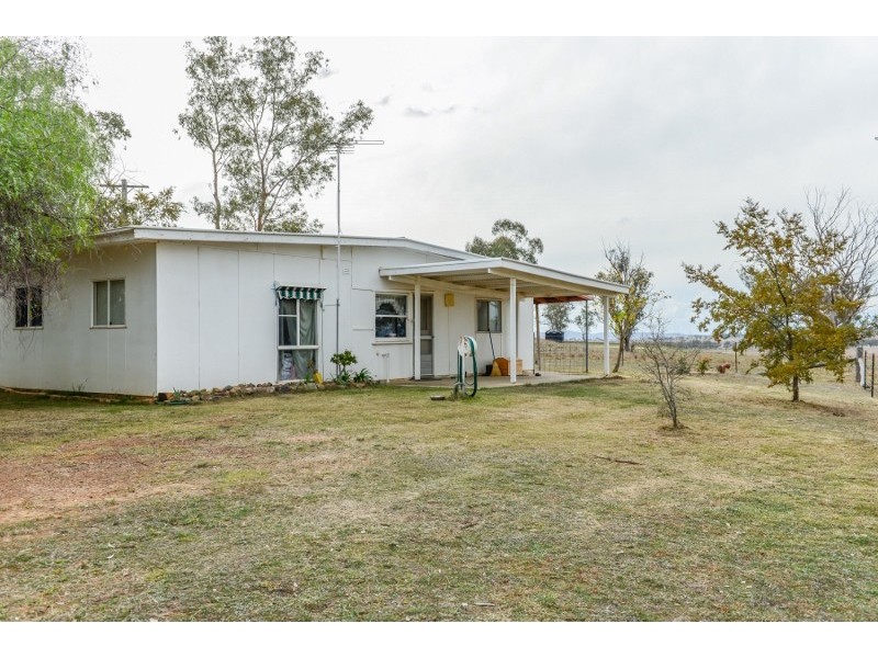 61 Dobsons lane, Winton NSW 2344