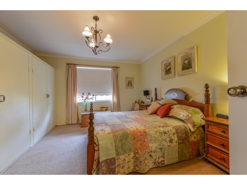 61 Dobsons lane, Winton NSW 2344