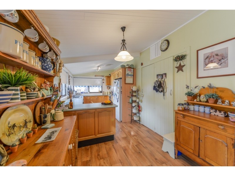 61 Dobsons lane, Winton NSW 2344