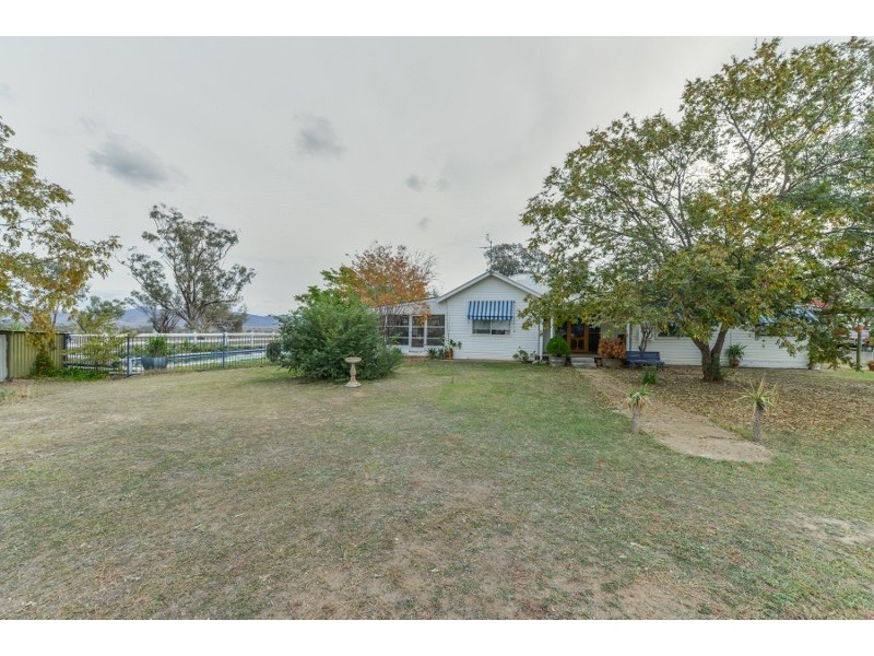 61 Dobsons lane, Winton NSW 2344