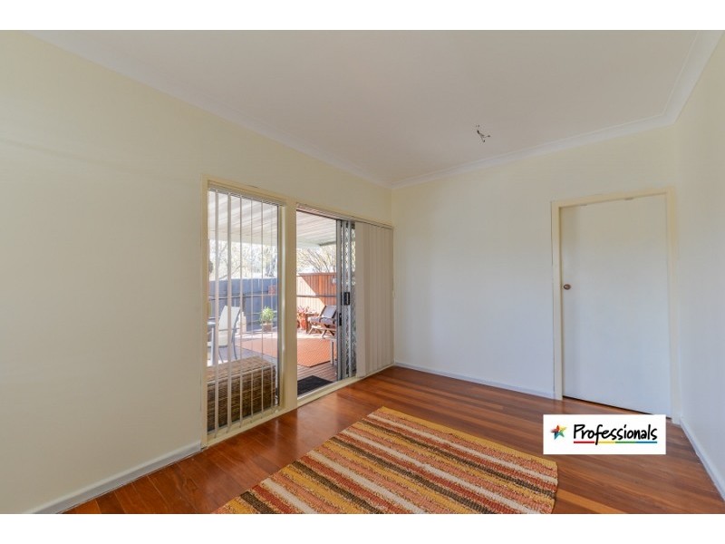 30 Denman Avenue, Kootingal NSW 2352