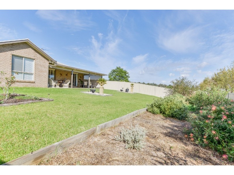 11 Rosella Avenue, Tamworth NSW 2340