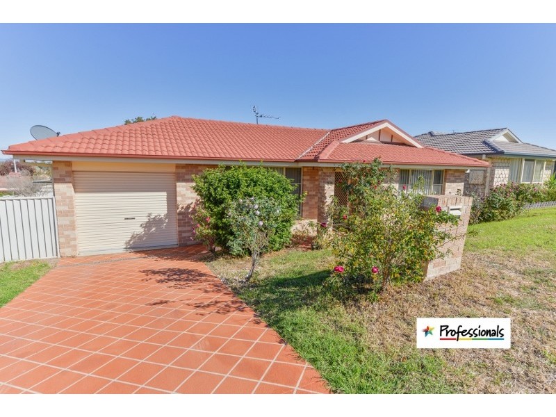 32 Wallamoul Street, Tamworth NSW 2340