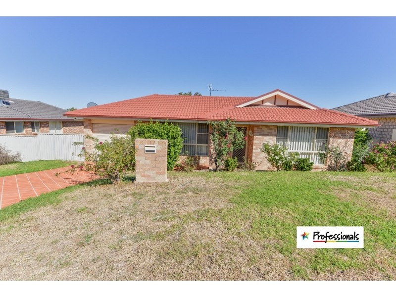 32 Wallamoul Street, Tamworth NSW 2340