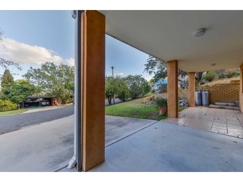2 Dekalb Street, Tamworth NSW 2340