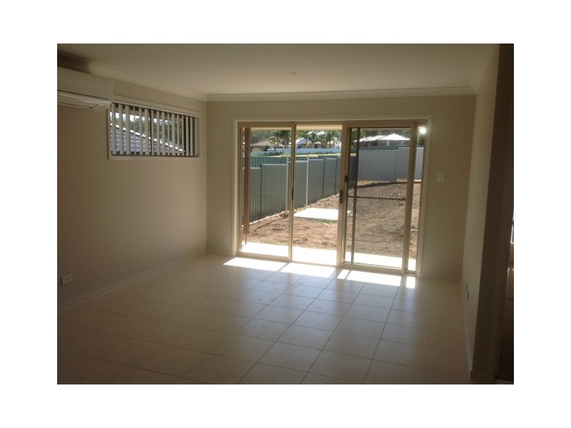 2/10 Banksia Street, Tamworth NSW 2340