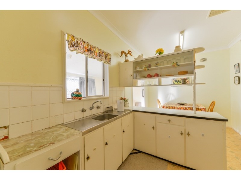 17 Oak Street, Tamworth NSW 2340