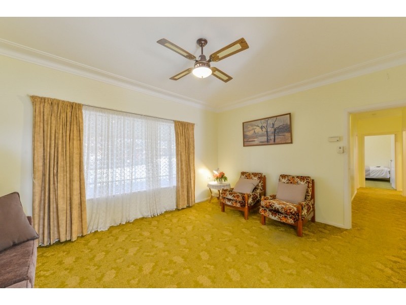 17 Oak Street, Tamworth NSW 2340