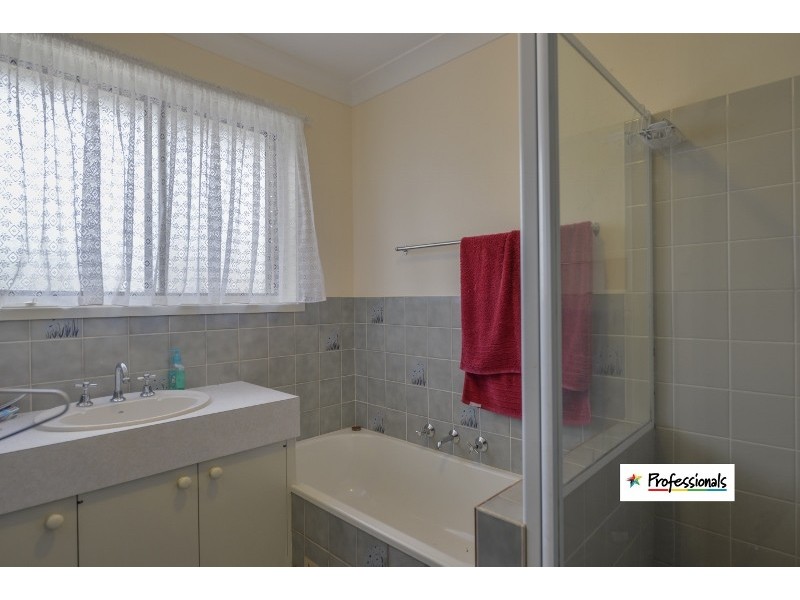 23 Damar Avenue, Kootingal NSW 2352