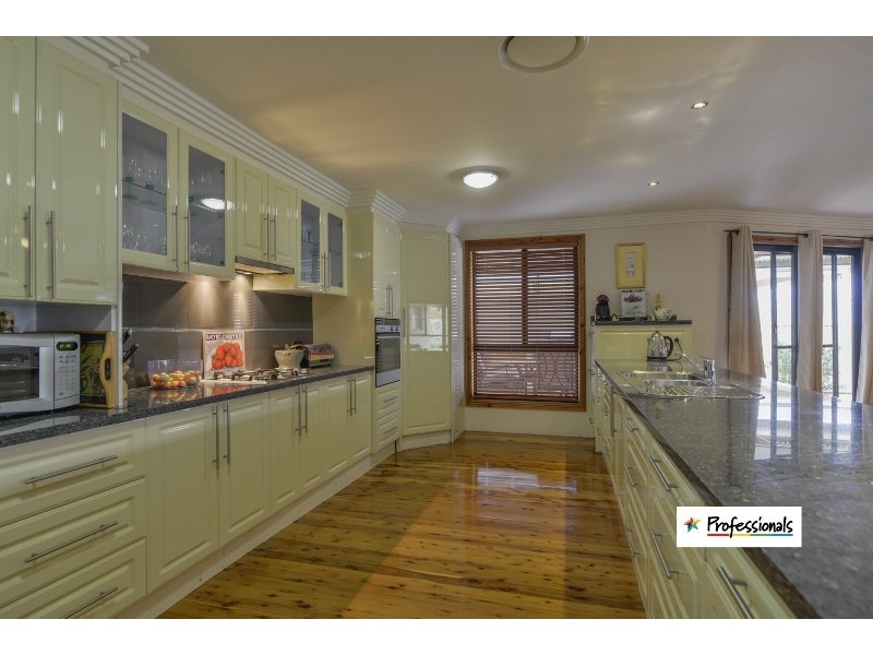 21 Kalinda Place, Tamworth NSW 2340